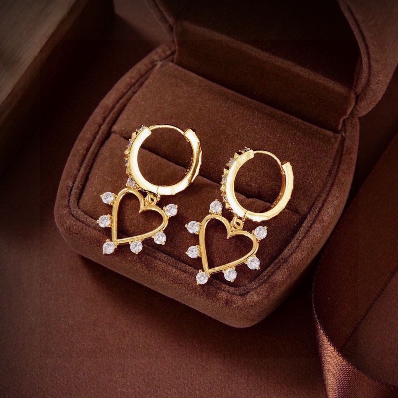 Ce1i*e earrings